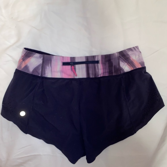 Lululemon Running shorts - Picture 1 of 3